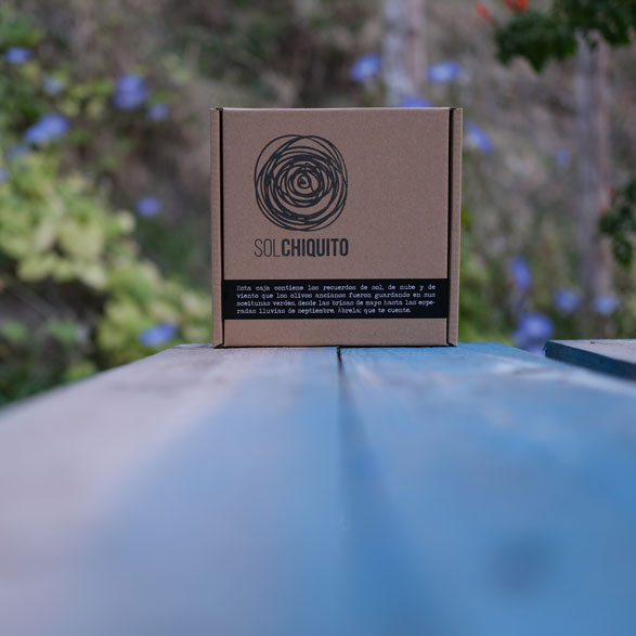 Gift-box with three early harvest extra virgin olive oil bottles of picual royal and arbequina varieties
