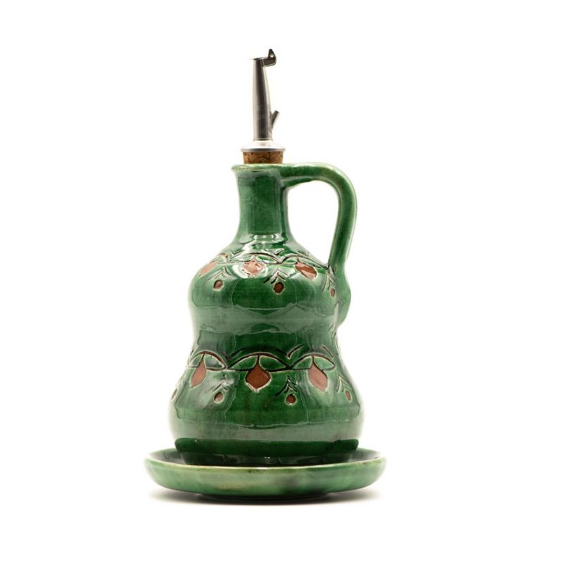 Aceitera cerámica artesanal verde con platillo y dosificador metálico